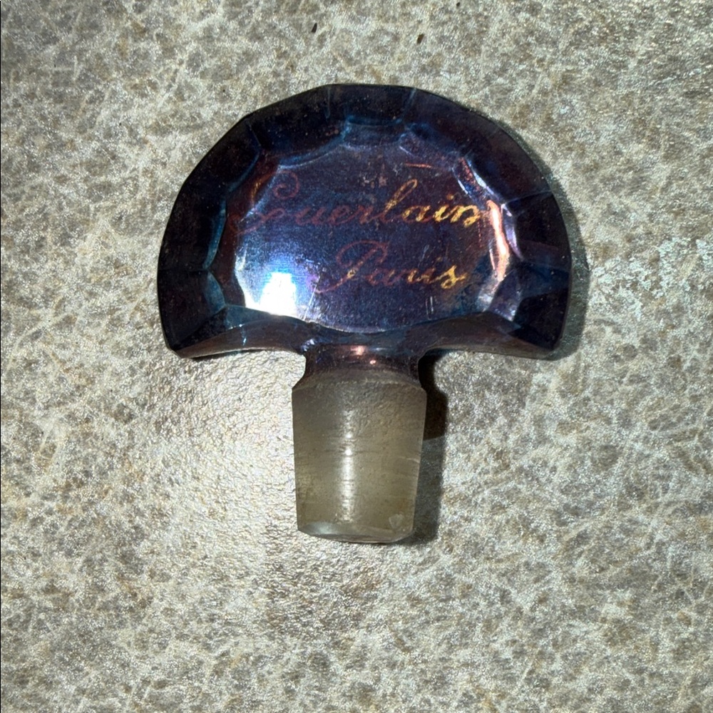 Guerlain‎ Paris Amethyst Perfume Cap